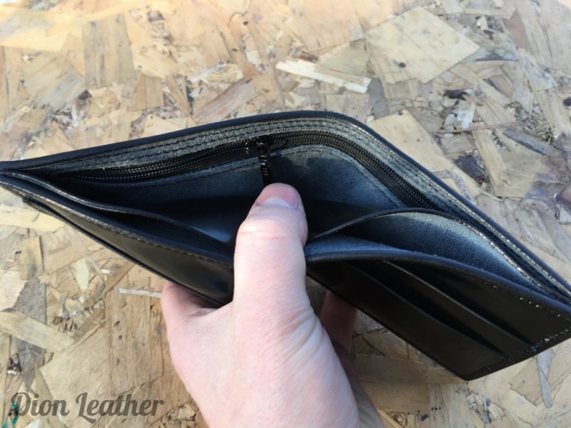 Bifold with 3 banknote pockets_4.JPG
