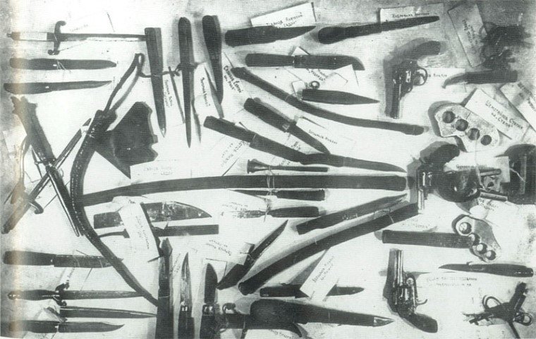 Оружие, изъятое у банды братьев Шемогайловых. 1934 г. (Small).jpg
