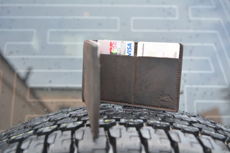 Bifold wallet_2.JPG