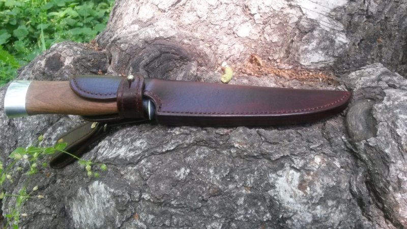 Hunting knife 2 1.jpg