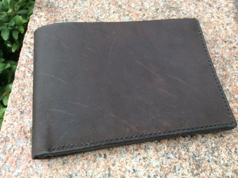 Bifold wallet with two pockets_1.JPG