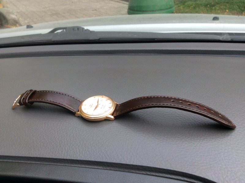 Leather straps for gold Omega watch_3.JPG