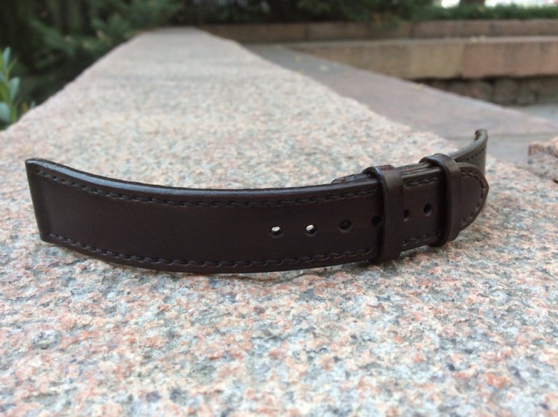 Leather straps for gold Omega watch_2.JPG