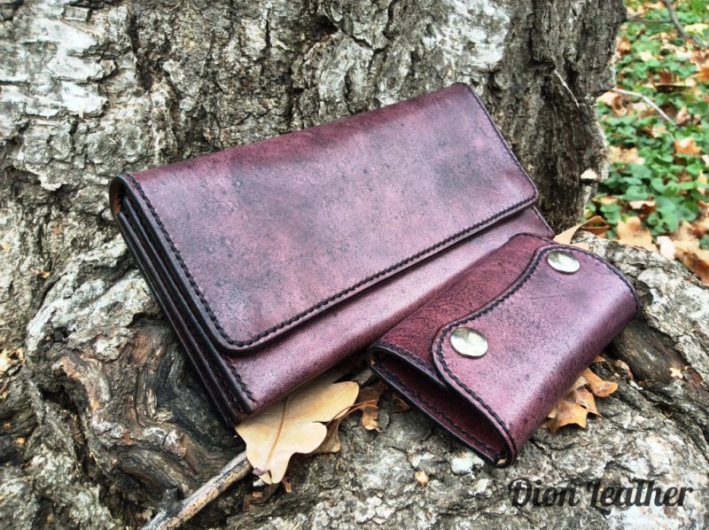 Set of women purple wallet and key holder_1.JPG