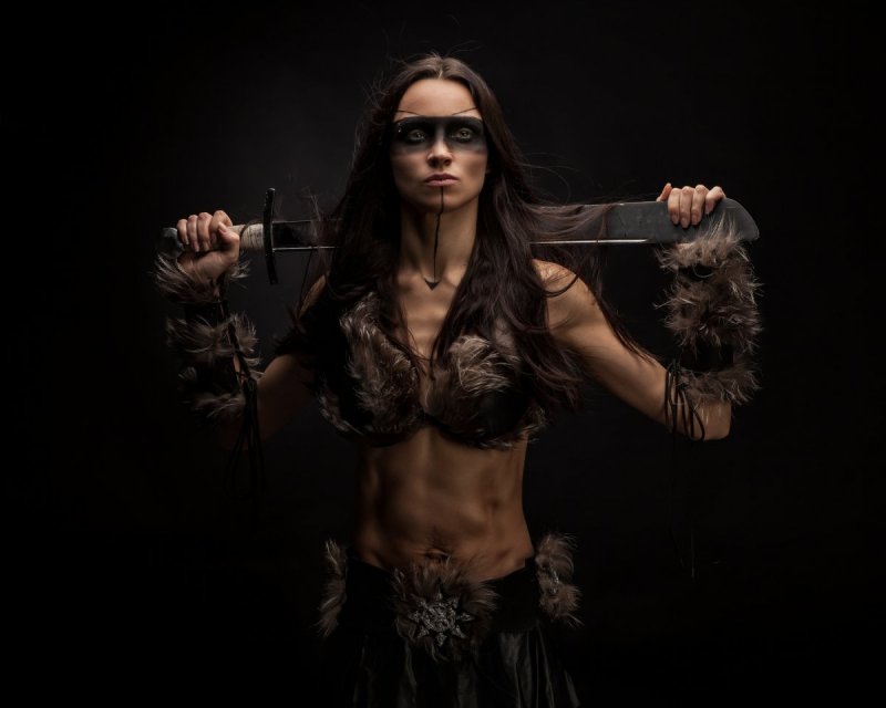 women-warrior-fantasy-girl-model-1313309.jpg
